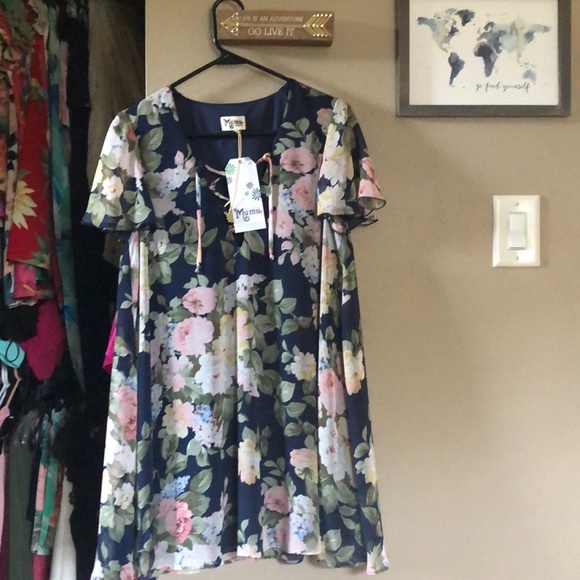 βSOLDβNWT Show Me Your MuMu Kylie Lace up Dress π - Picture 1 of 2